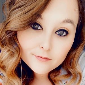 Meet your Posher, Savannah